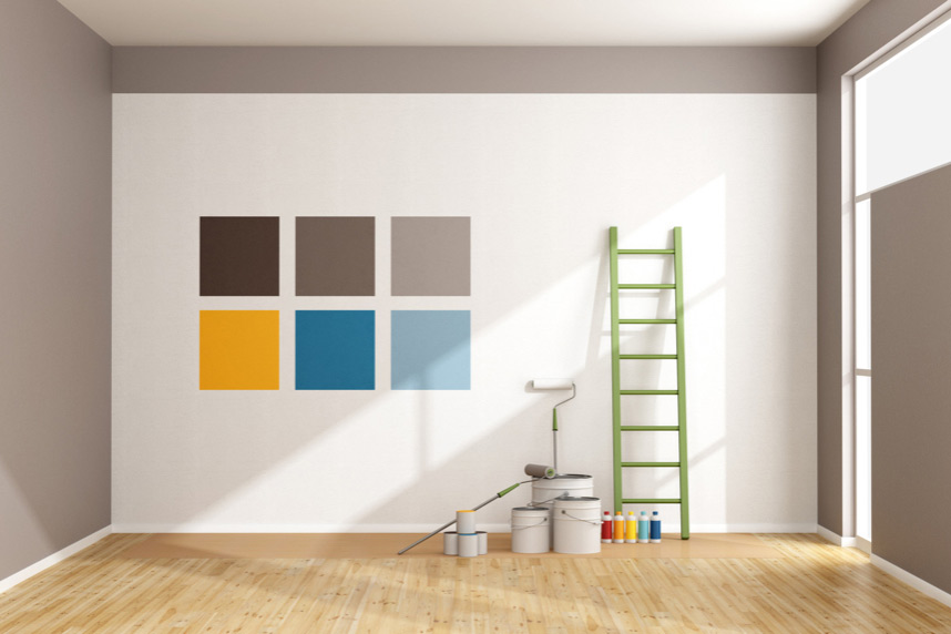 Sélection de couleur sur un mur de salon